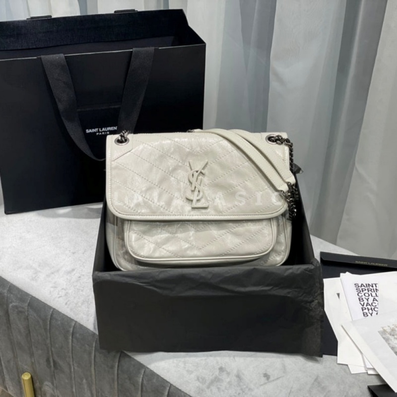 35e426a69bff0dbe72d7b77115215661_1671761369_9205.jpg 35e426a69bff0dbe72d7b77115215661_1671761369_9205.jpg