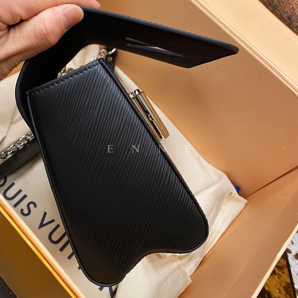 35e426a69bff0dbe72d7b77115215661_1672038343_2159.jpg 35e426a69bff0dbe72d7b77115215661_1672038343_2159.jpg