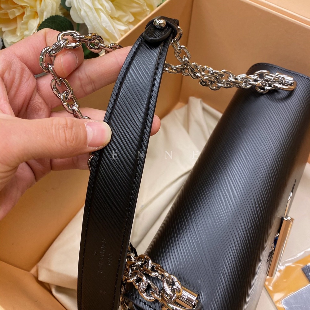 35e426a69bff0dbe72d7b77115215661_1672038344_0305.jpg 35e426a69bff0dbe72d7b77115215661_1672038344_0305.jpg