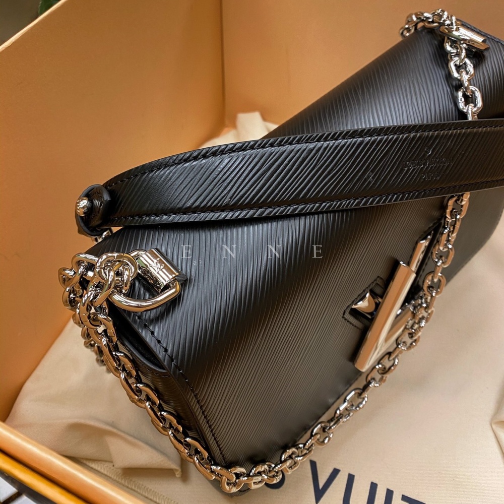 35e426a69bff0dbe72d7b77115215661_1672038344_2174.jpg 35e426a69bff0dbe72d7b77115215661_1672038344_2174.jpg