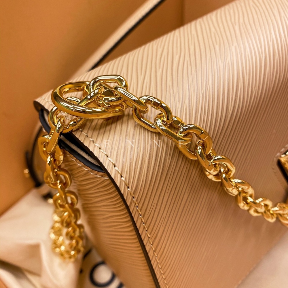 35e426a69bff0dbe72d7b77115215661_1672038347_8417.jpg 35e426a69bff0dbe72d7b77115215661_1672038347_8417.jpg