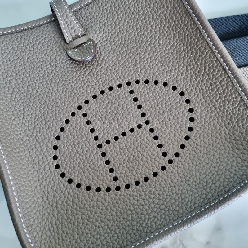 35e426a69bff0dbe72d7b77115215661_1672112211_2289.jpg 35e426a69bff0dbe72d7b77115215661_1672112211_2289.jpg