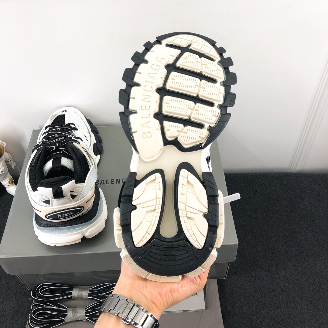 1681280875.3578UMavZajnrP98 9.jpg