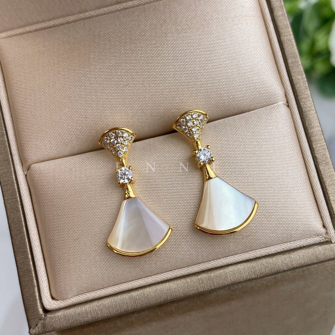 1682490758.4645TxtAvuYpao22 3.jpg