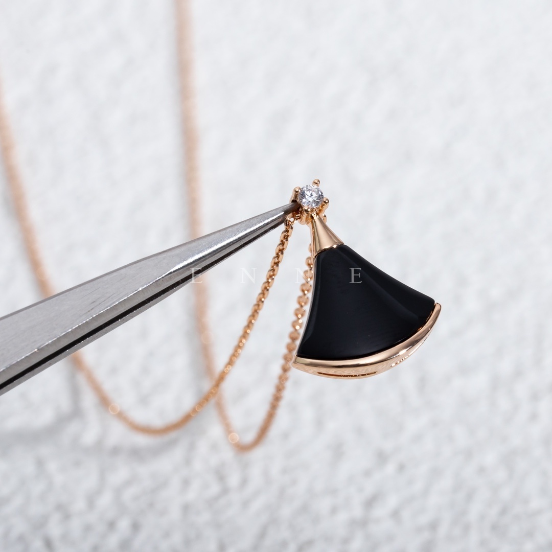 1682490896.7132LNJyWHbcsh10-3 2.jpg