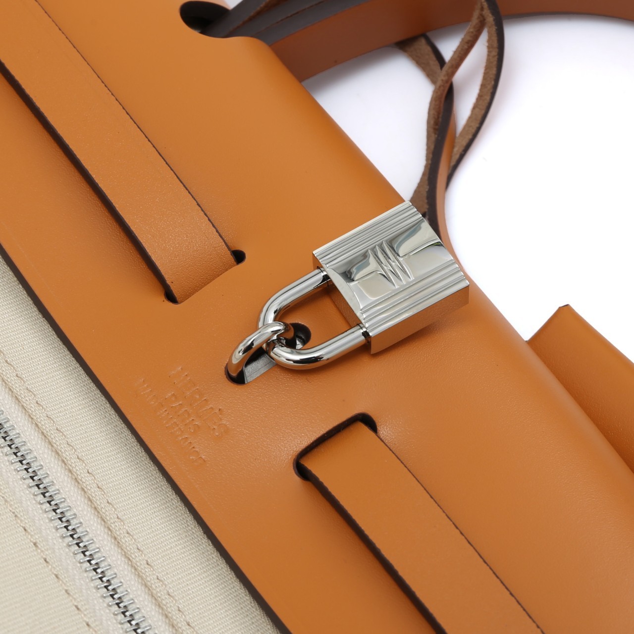 1685004828.9831FBnYxfLFXv11 2.jpg