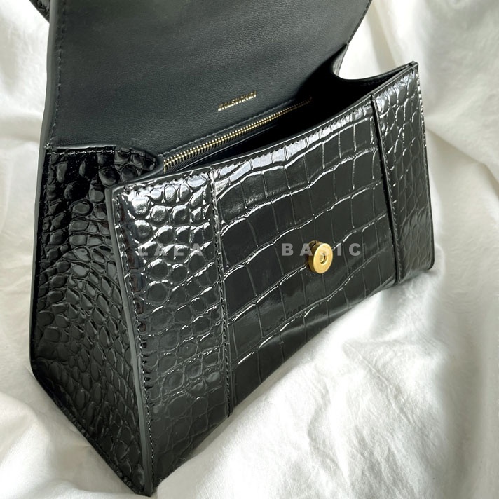 1686629775.3685NsuLAedCgg100-2 14.jpg