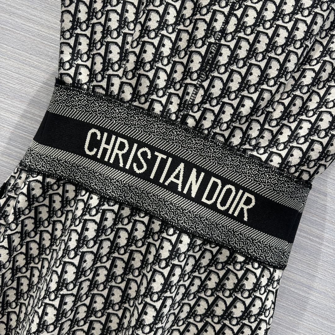 1687415456.9921jBipgRcLVR---   SA 7.jpg