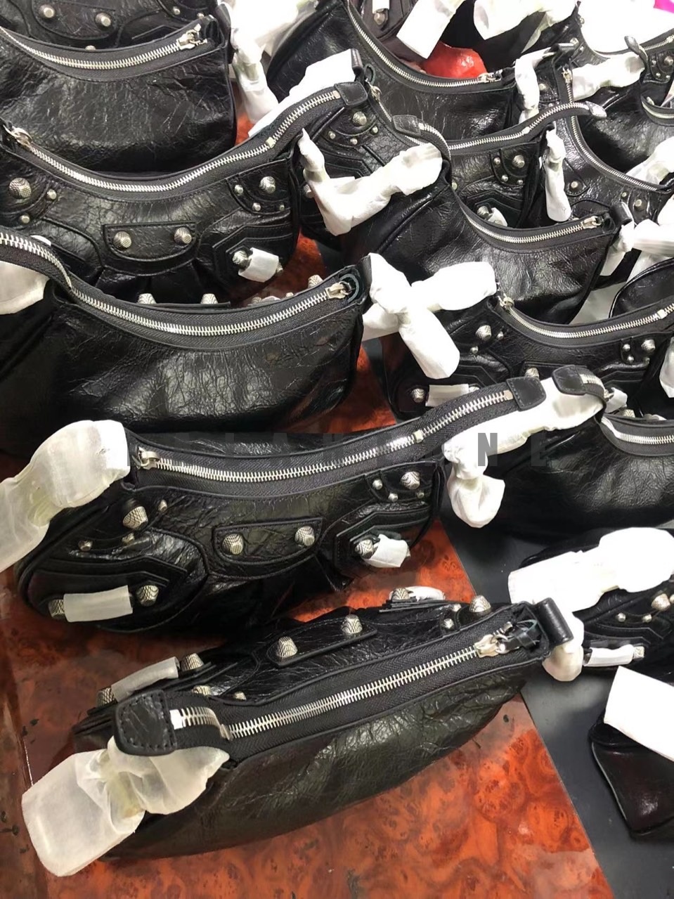 1690178674.1374xPSjGkZSaE1 1.jpg