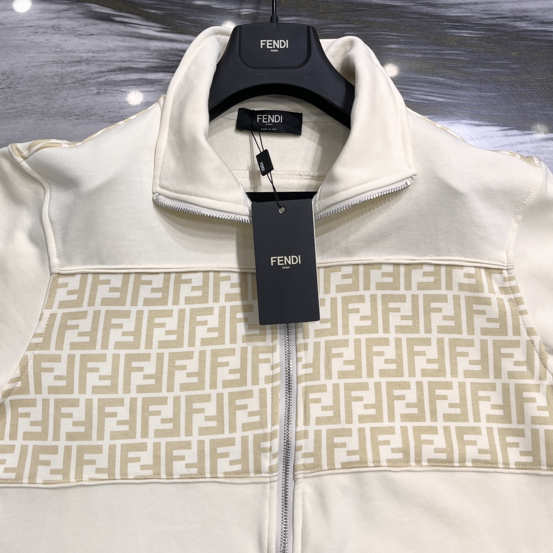 1691726383.9033FOsvkJYVge4 5.jpg