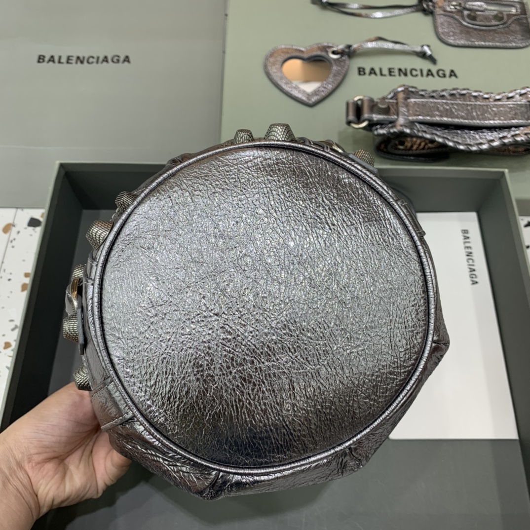 1693801396.0758UknAsNkofM1 3.jpg