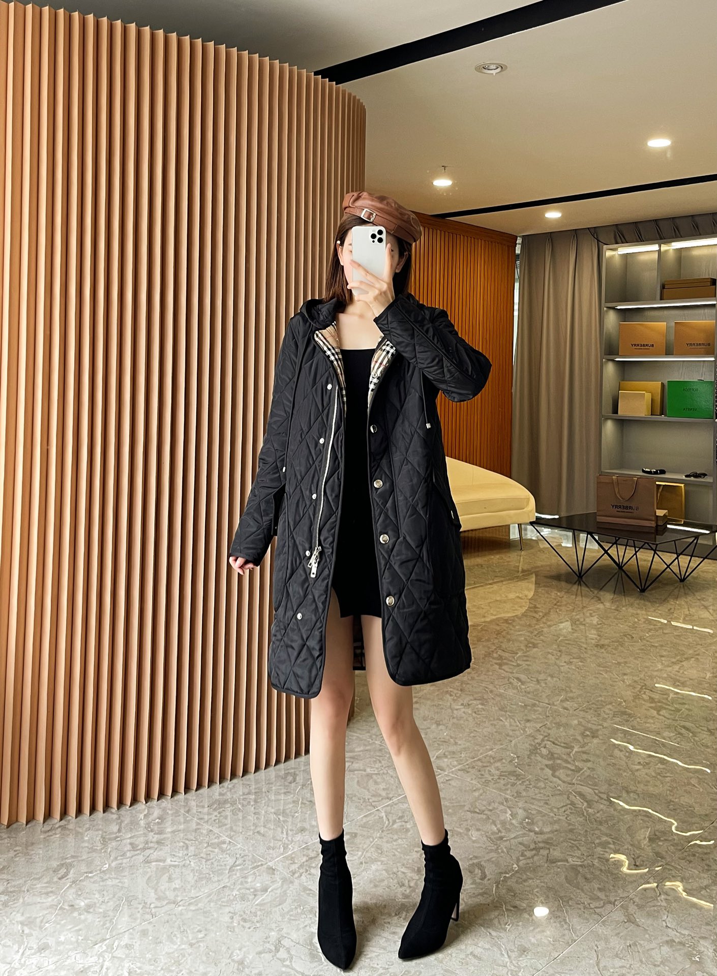 1694512994.976ZxhMeRujuv3 5_1762361549.jpg