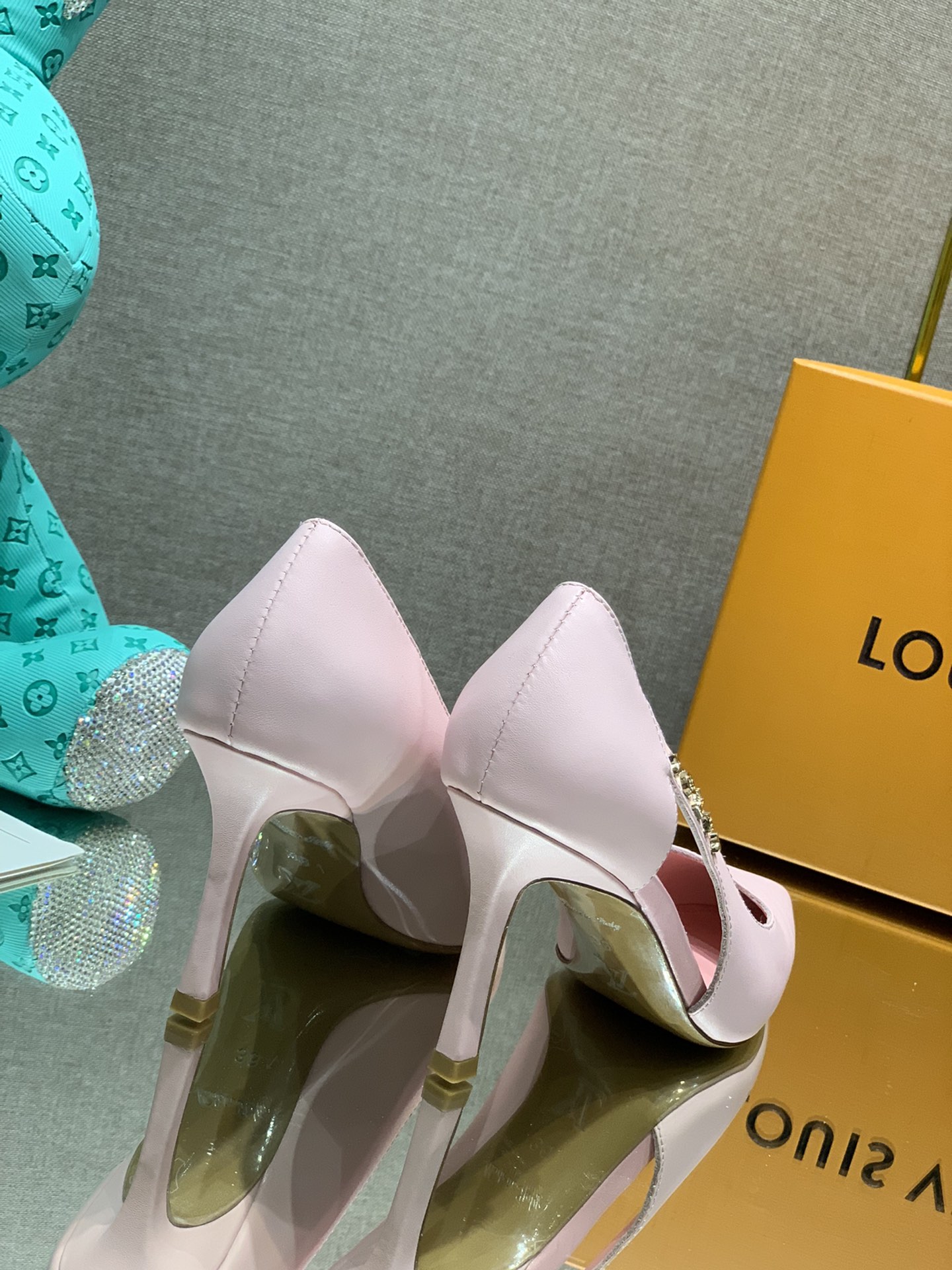 1696740954.7373NpeofKRqqy2 8.jpg