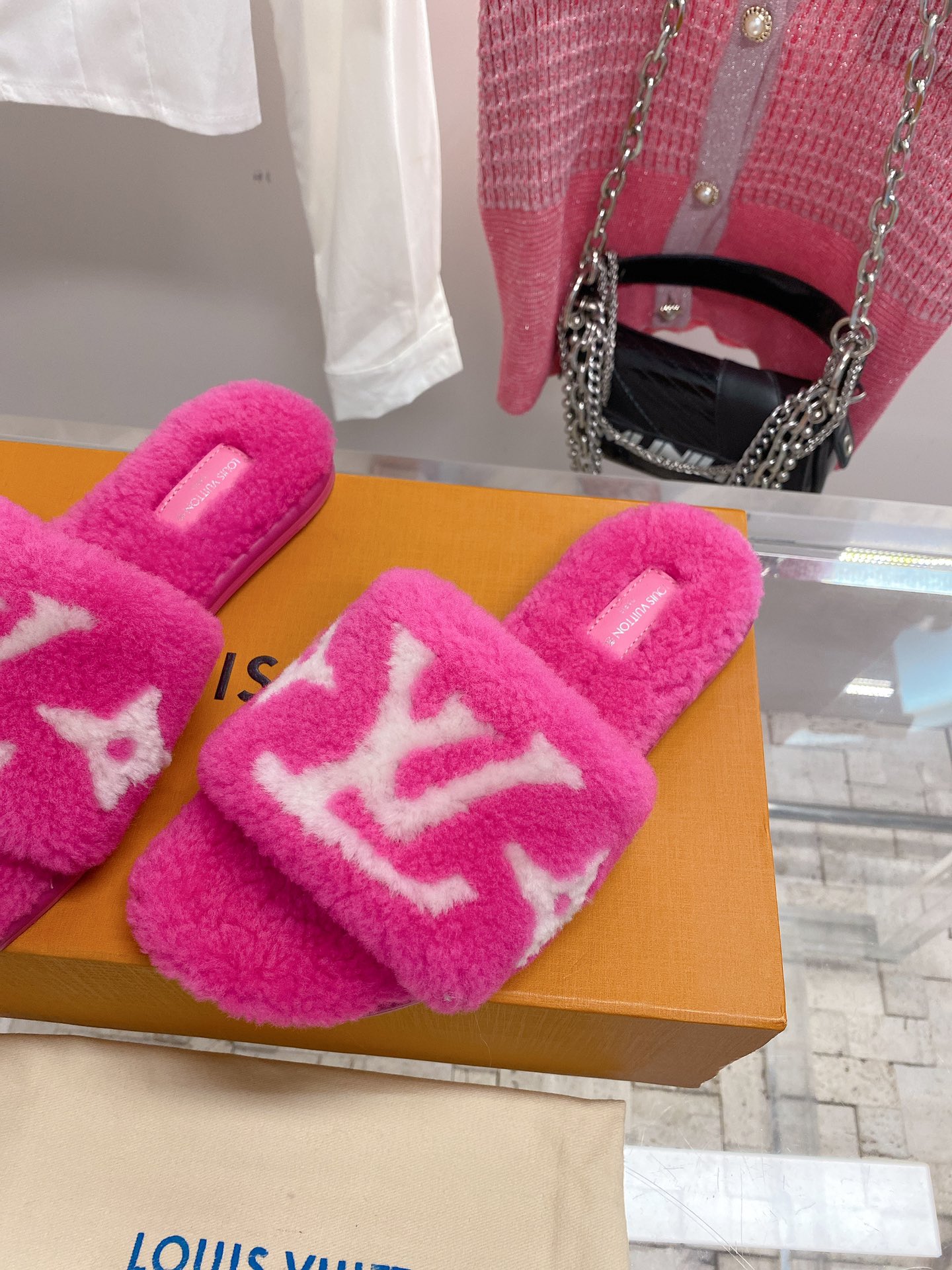 1696741554.2192fOkgKfPZYN2 1.jpg