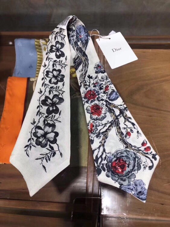 1697739680.3238eGolGXAlWU4 7.jpg