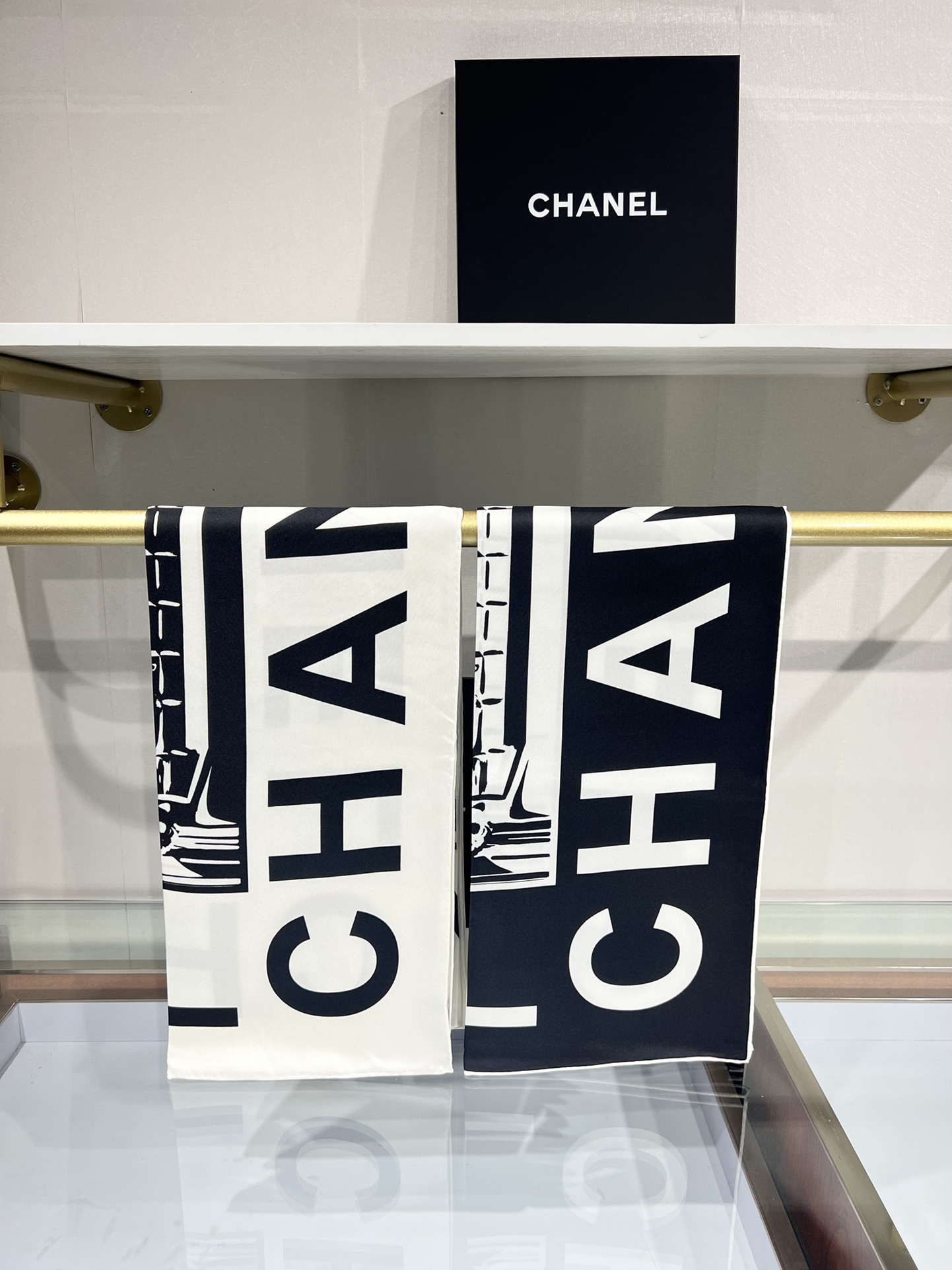 1697742888.8483GcrgadpjMP3 2.jpg