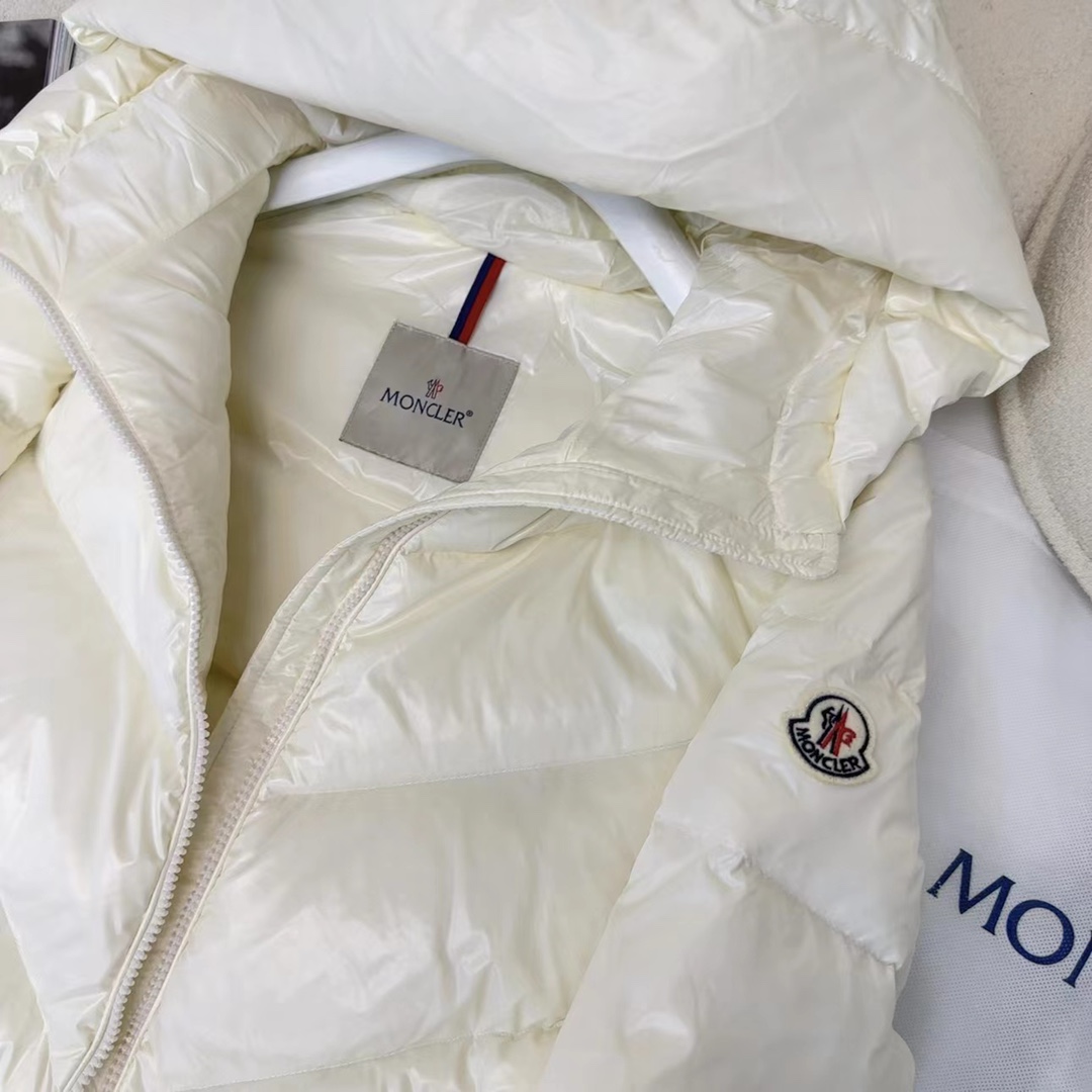 1697815383.1694UqrBmCMbcf1 9.jpg