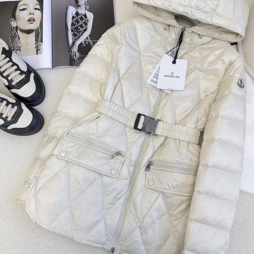 1697815956.0763fIAcTdxPsD54 4.jpg