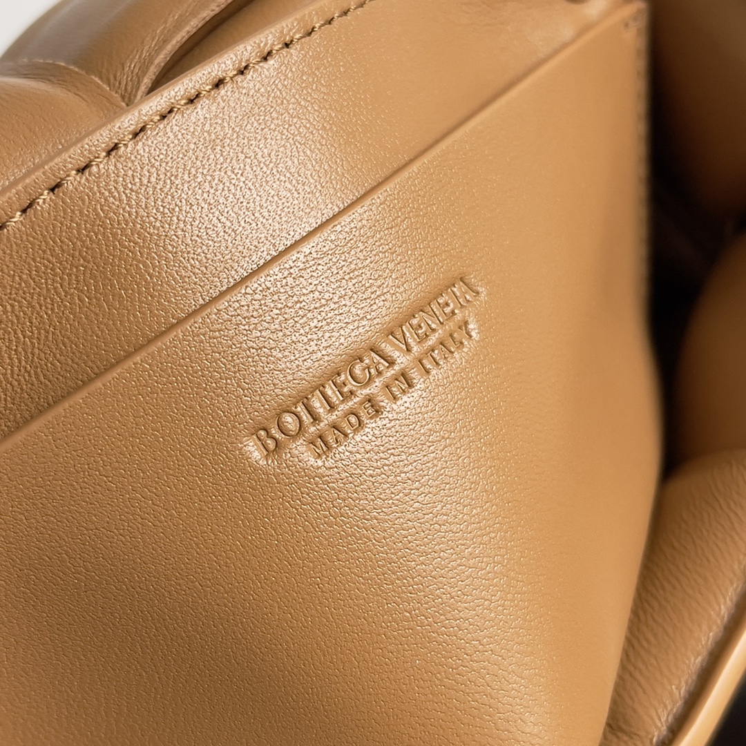 1697952916.2806OtAclMBQJu1111 48.jpg