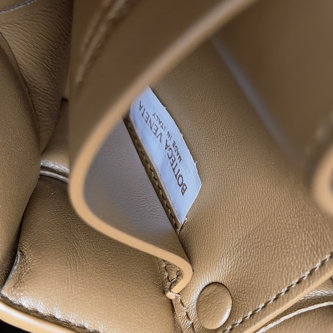 1697952916.3072gZhVEoRRkH1111 49.jpg