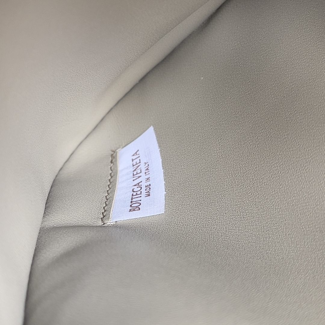 1697954337.4229CFJsPKuiAo4 3.jpg