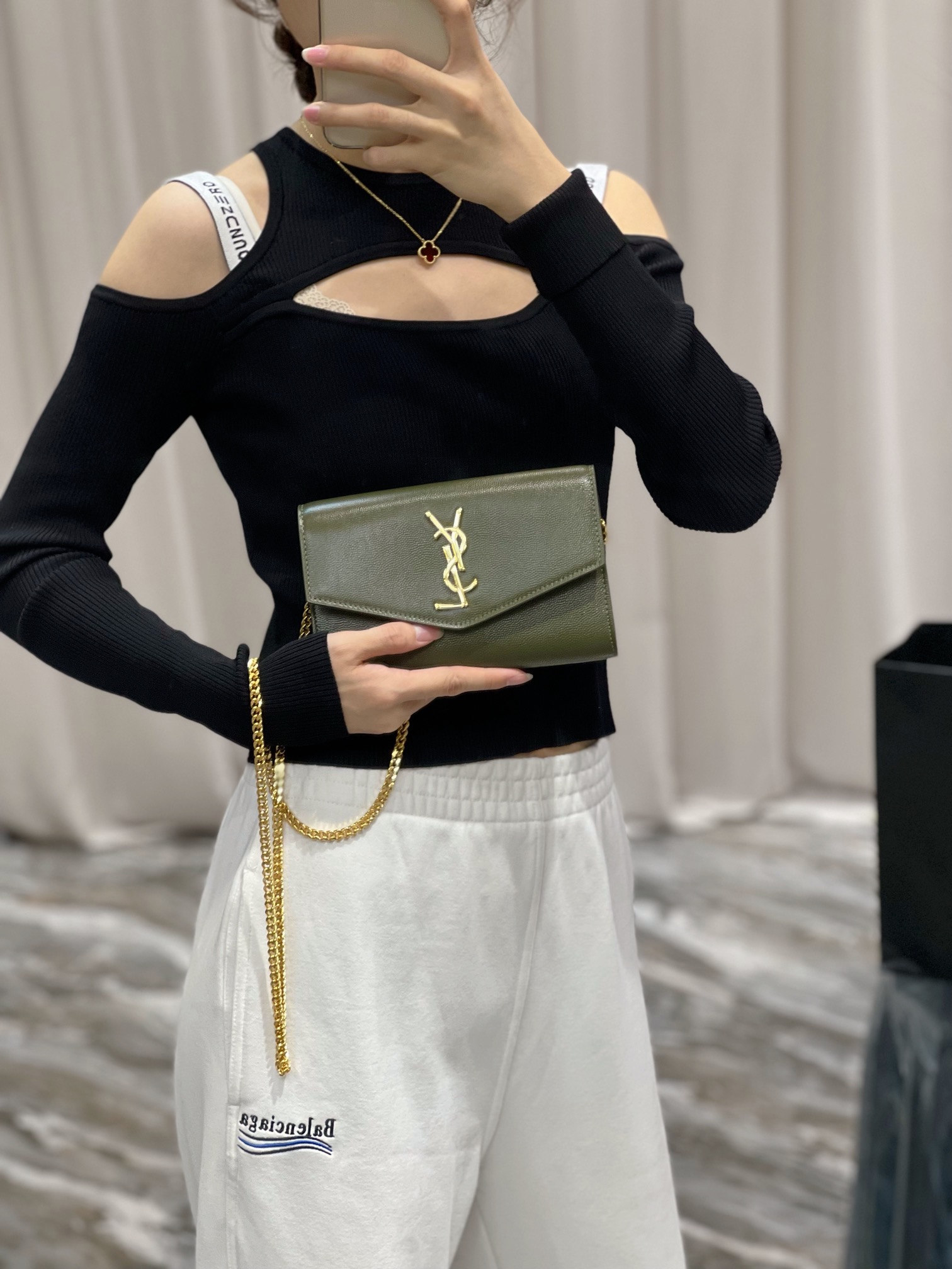 1697957303.7541FMaqVSNMrt2 8.jpg