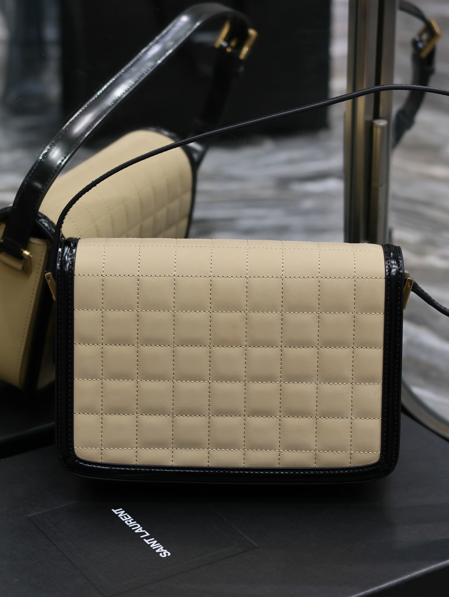 1697992642.7217jNAtNrnInm3 2.jpg