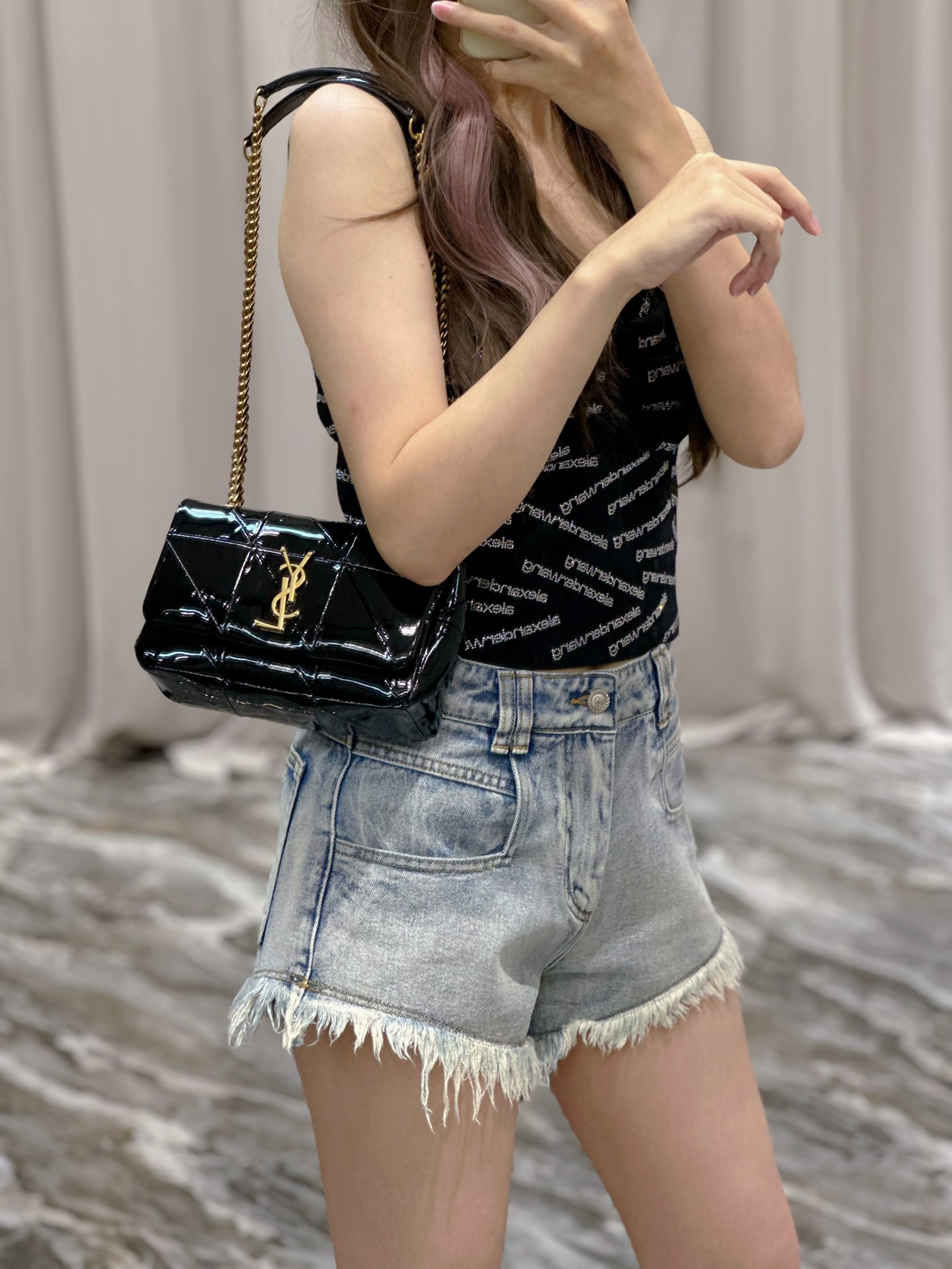 1697992901.2027ShsFTmAaEK3 3.jpg