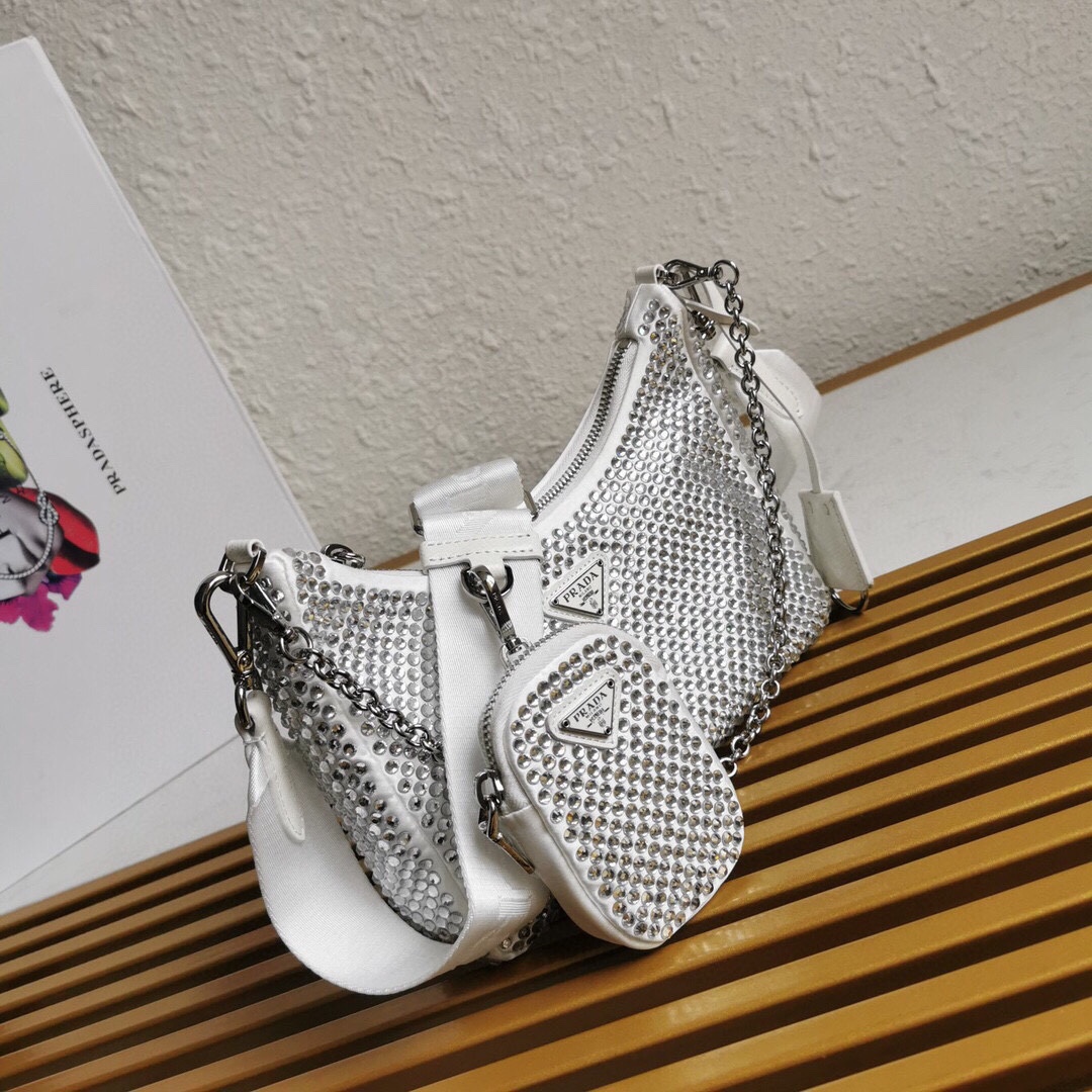 1699551648.7467QyCjGKPZmJ4 5.jpg