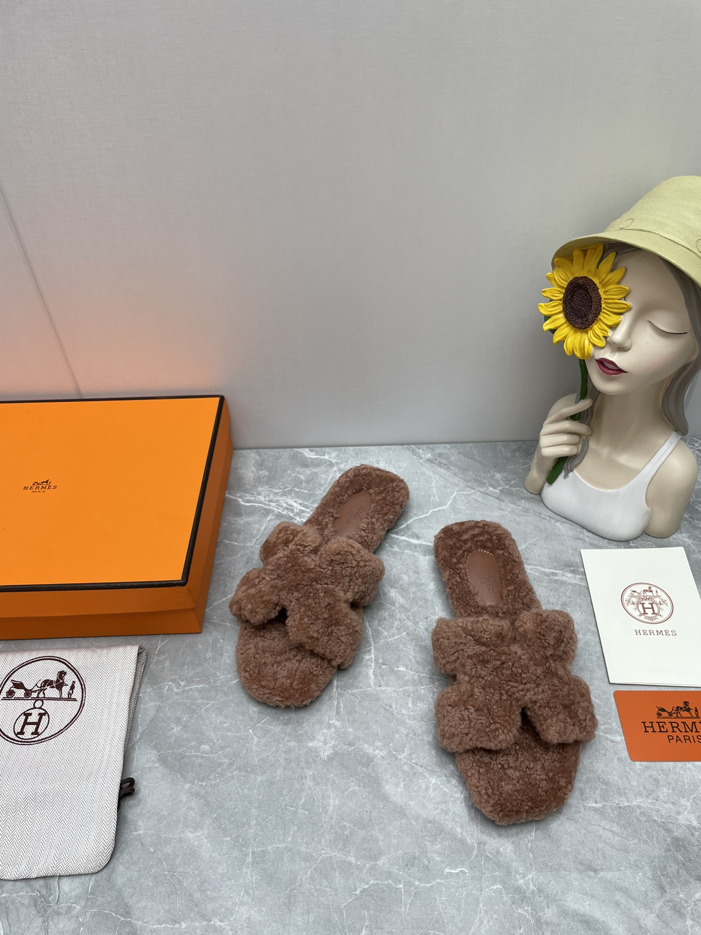 1699834087.2451eWsaCyCOct4 3.jpg