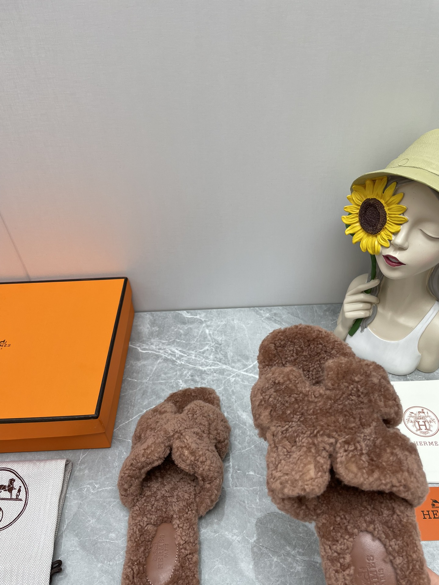 1699834087.246ituQKlDhMx4 4.jpg