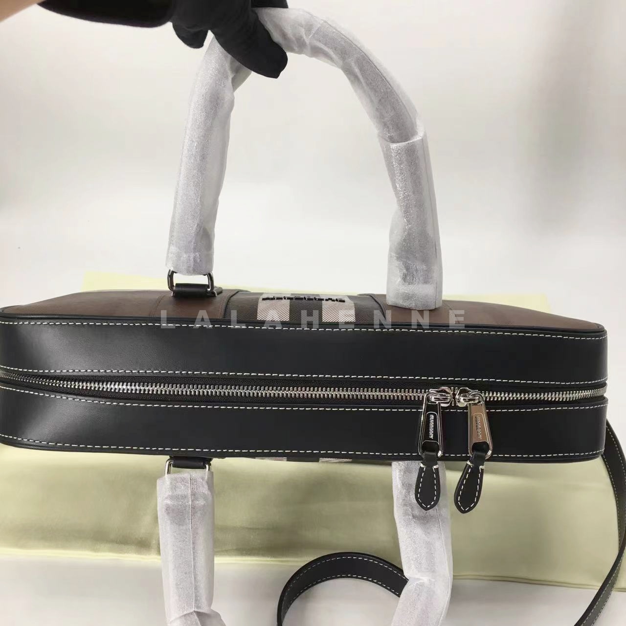 1699943661.5915pMeCiBOupX12 6.jpg