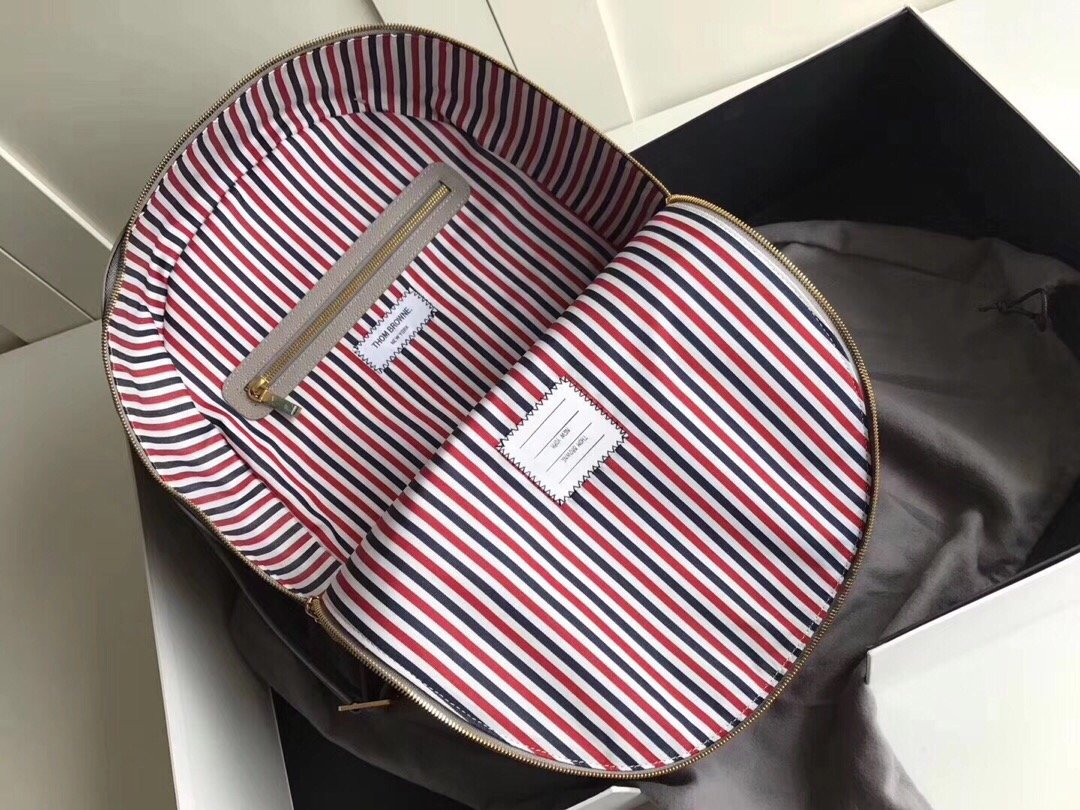 1700103832.5672KqeGWguzaa3 2.jpg