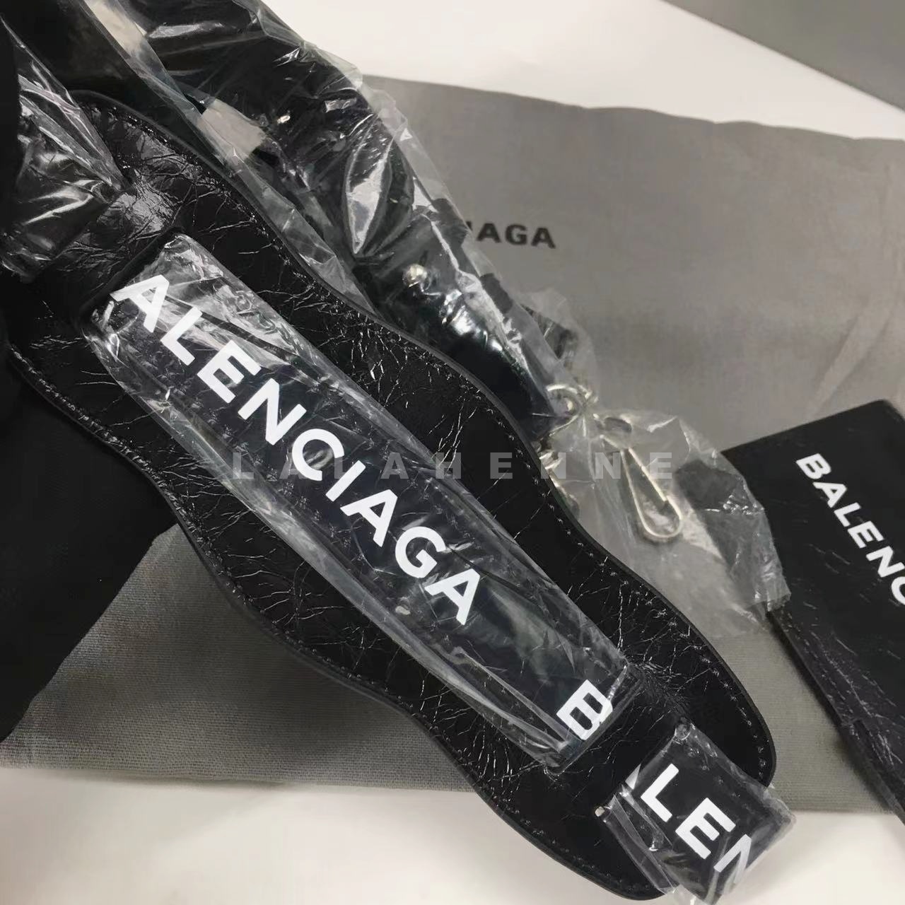 1700122367.3638hnegSmIdCZ25 12.jpg