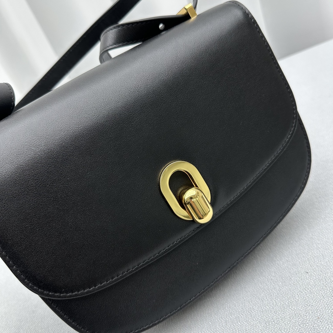 1700188323.9599OgOfkwUXFt1 6.jpg