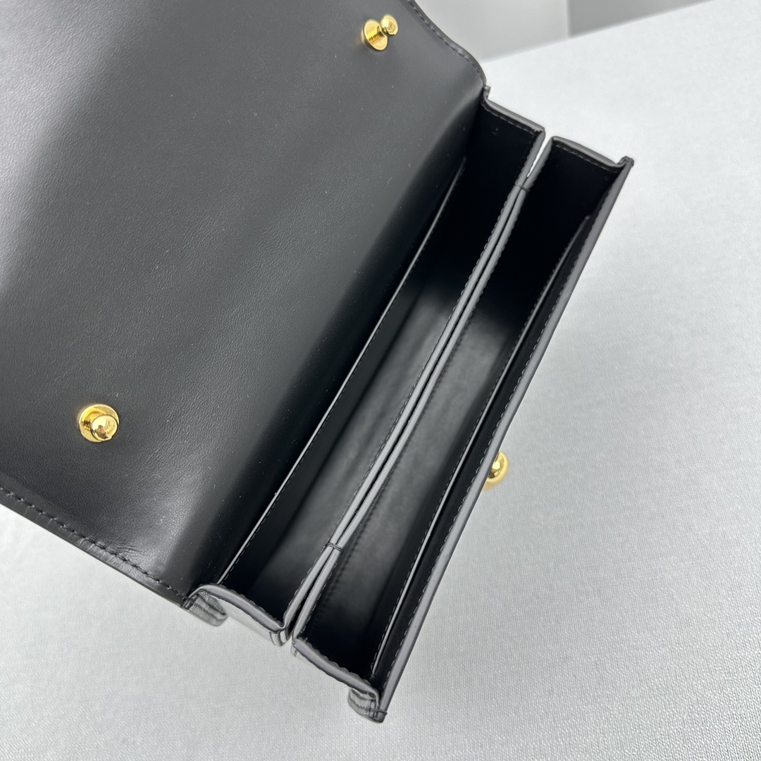 1700188323.9629CcdEZJNJka1 10.jpg