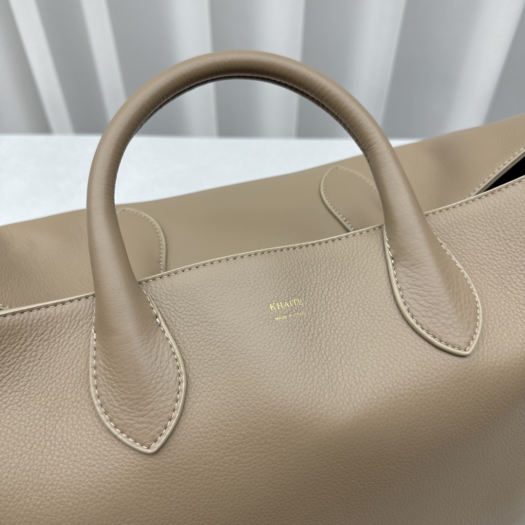 1700419836.2671QmcYZTdeYA1 9.jpg