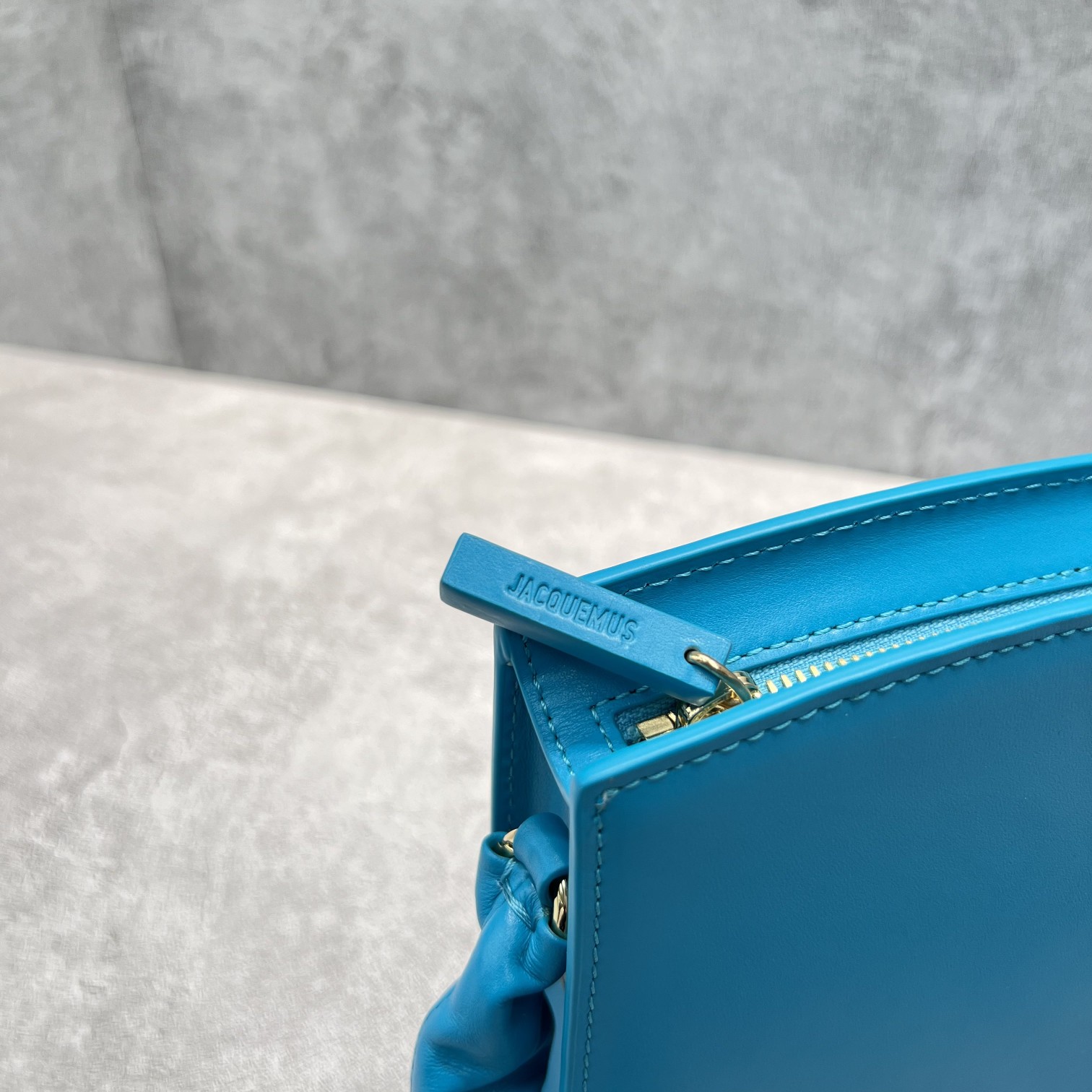 1700424938.0575wFUxIusZCz2 3.jpg