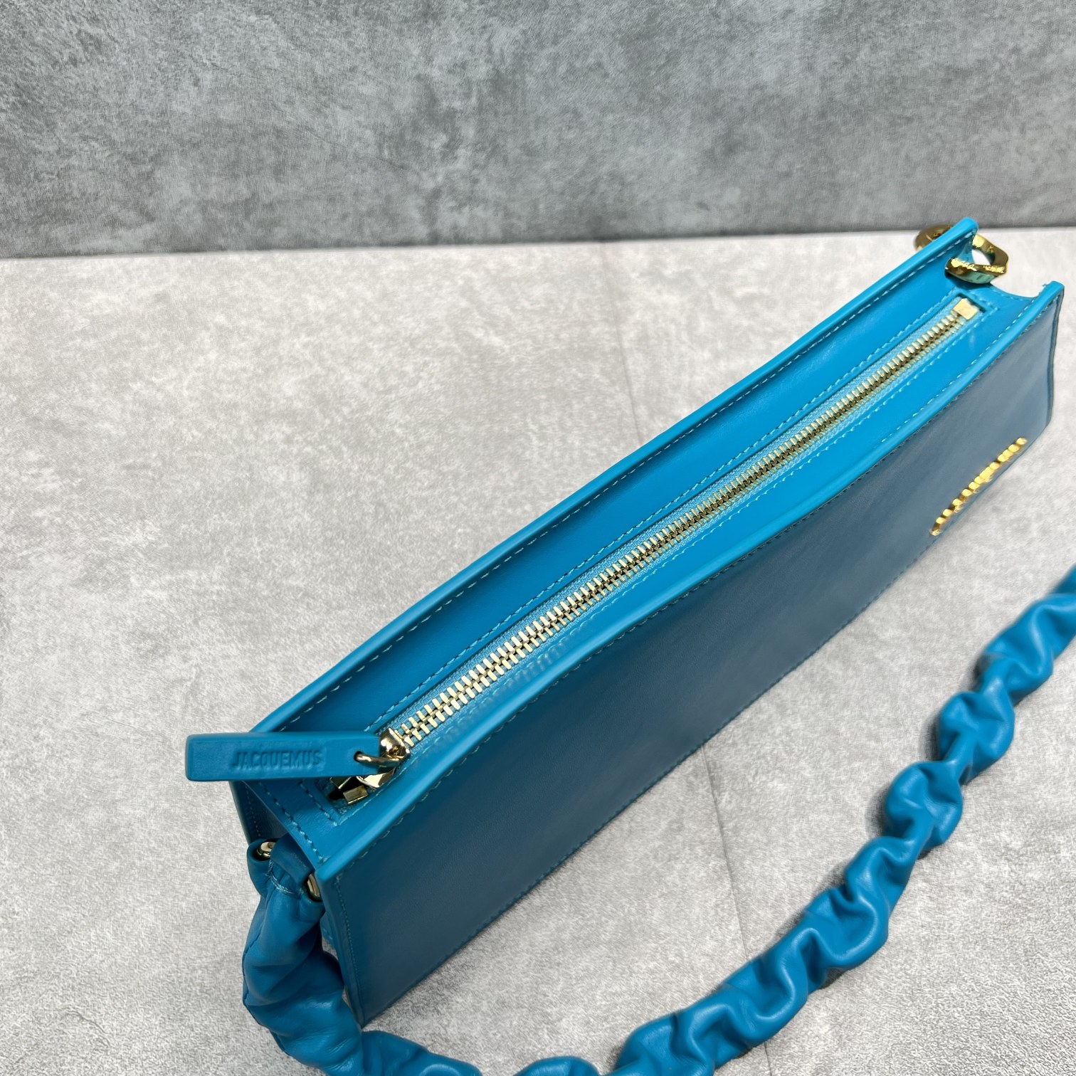 1700424938.058jHgWlTdaWO2 4.jpg