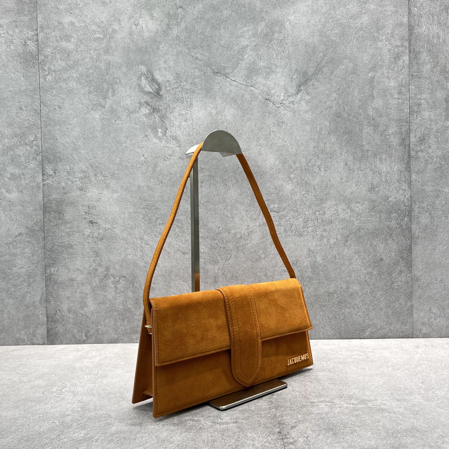 1700461275.5852IlzwGYHKUl3 4.jpg