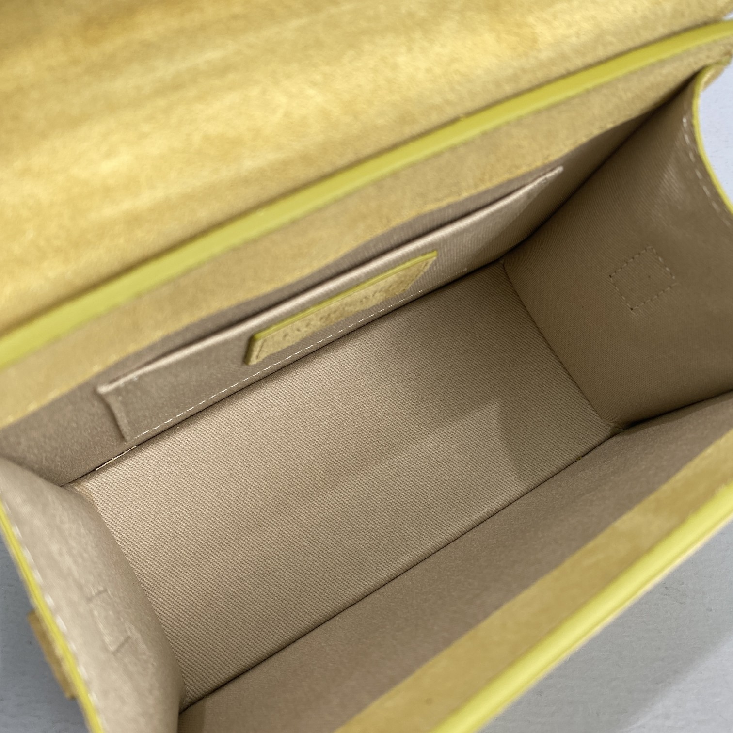 1700462995.1457EgrdNXEwem1 2.jpg