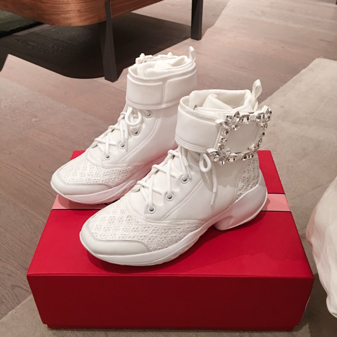 1700466847.0782XvAxuCrPBs2 3.jpg