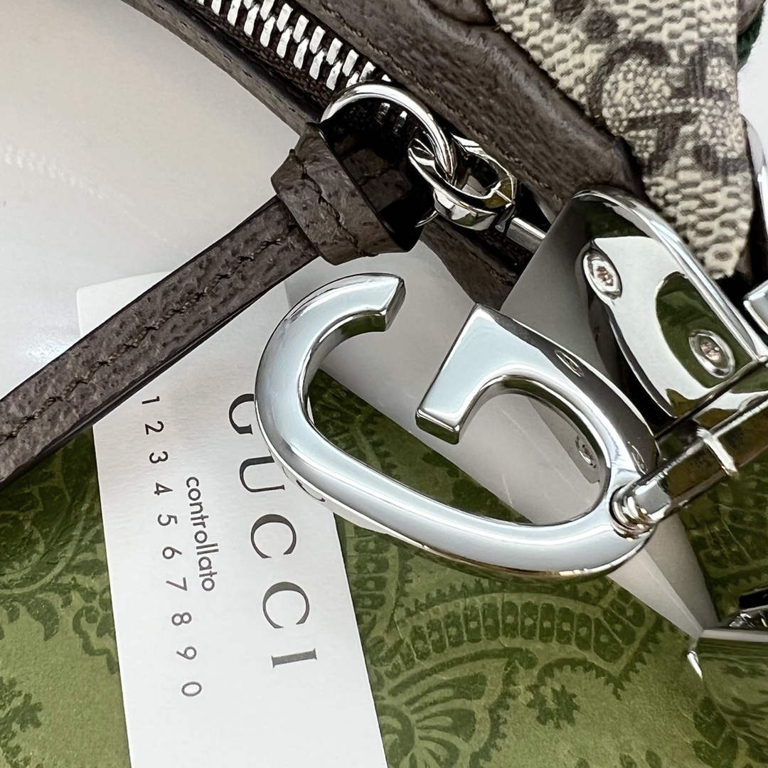 1700636827.2473cYRCqIyuRA2 2.jpg