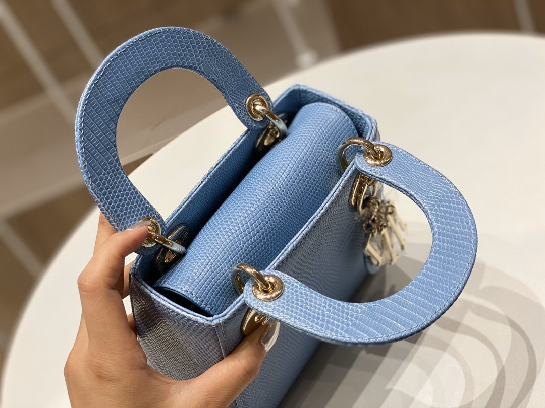 1701328490.875hIobHwtxpT5 8.jpg