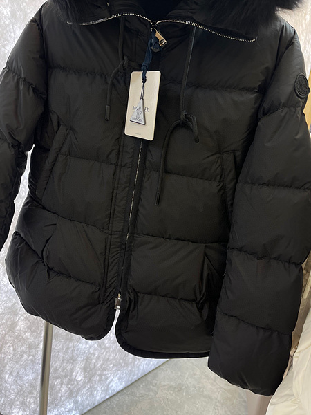 1701348979.8763HVLkXqAaiS2 15.jpg