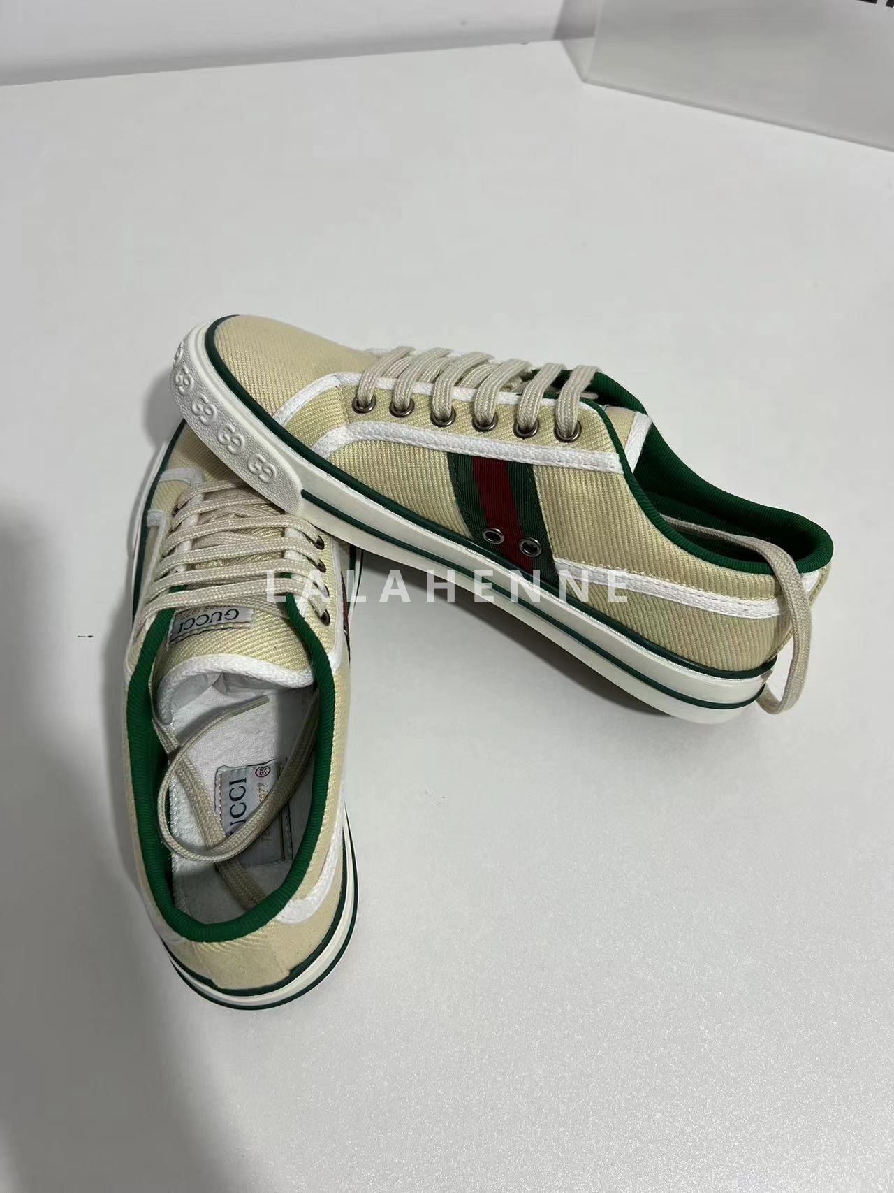 1701402608.1551FOBUsTmCnZ 1977  Image_20231201120355.jpg