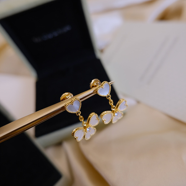 1701851135.6697qdHWHtKQRh3 2.jpg