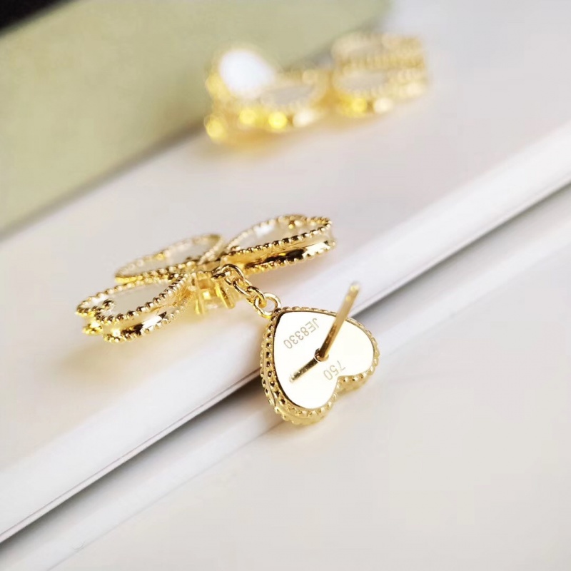 1701851257.6893BzdpxmLmWx1 3.jpg