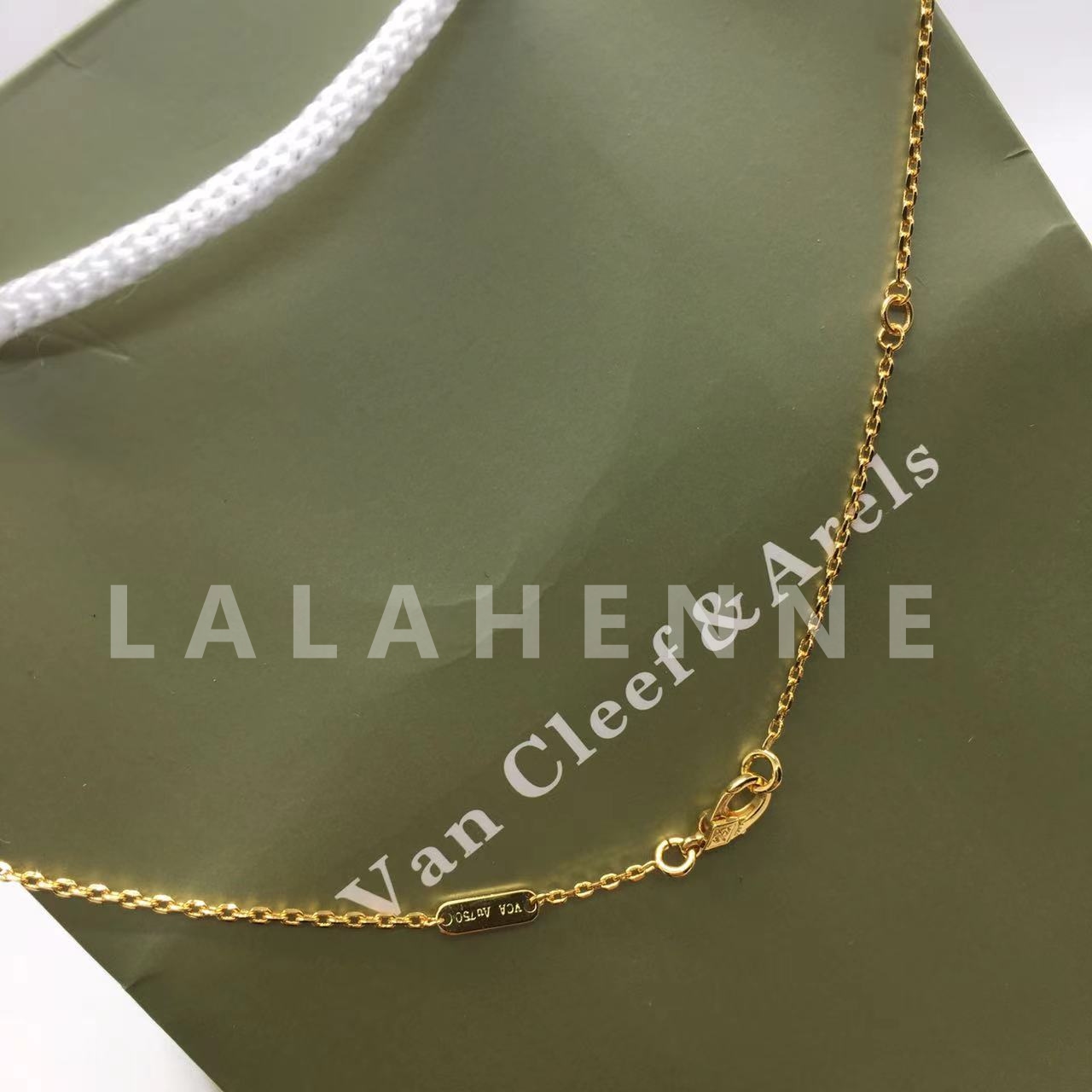 1702004348.9243zAIpcnqiyF41 3.jpg