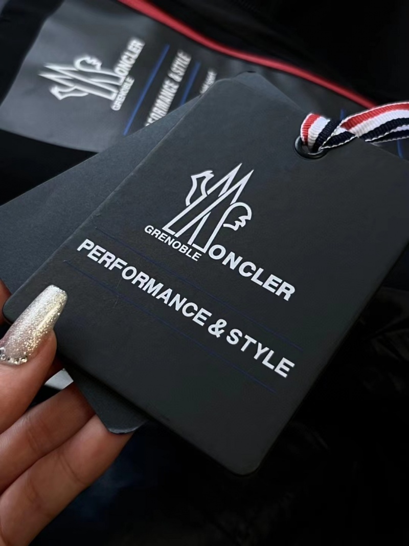 1702383830.7105OXSzKwMxsm3 7.jpg